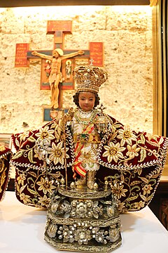 The original image of Santo Nino de Cebu, an image of the Child Jesus given by Magellan to the Cebuanos, now enshrined at the Basilica Minore del Santo Nino. Original Image of the Santo Nino de Cebu.jpg