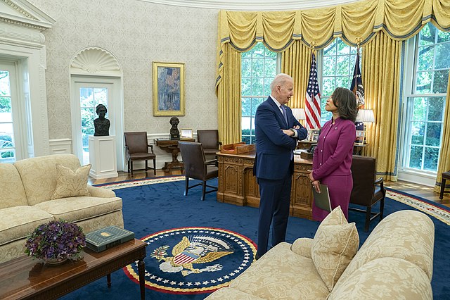 Lisa Blunt Rochester with President Joe Biden in the Oval Office, May 26, 2021