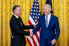 Springsteen with U.S. President Joe Biden in the East Room at the White House in March 2023 P20230321CS-0553.jpg