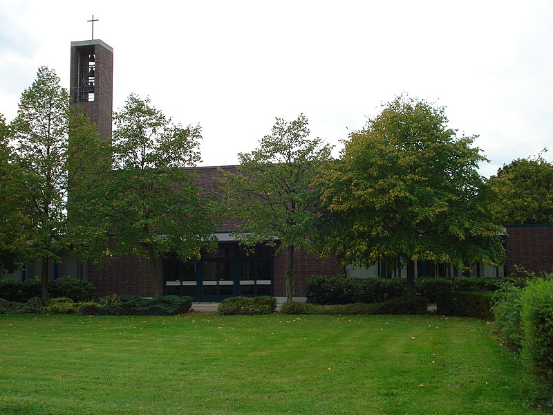 File:Parochiekerk Onze-Lieve-Vrouw Berg Carmel, Van Steenbergen R., Kapelweg, Turnhout.jpg