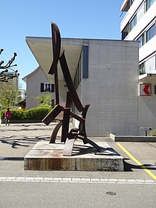 Paul Suter (1926–2009) Stahlplastik, Demeter, 1999. Therwil, Basel-Landschaft