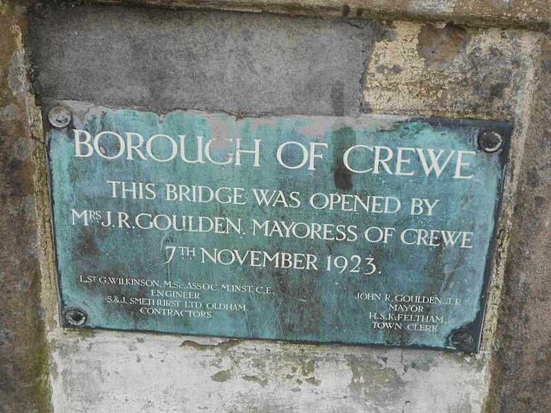 File:Plaque on bridge over Valley Brook, Crewe.JPG