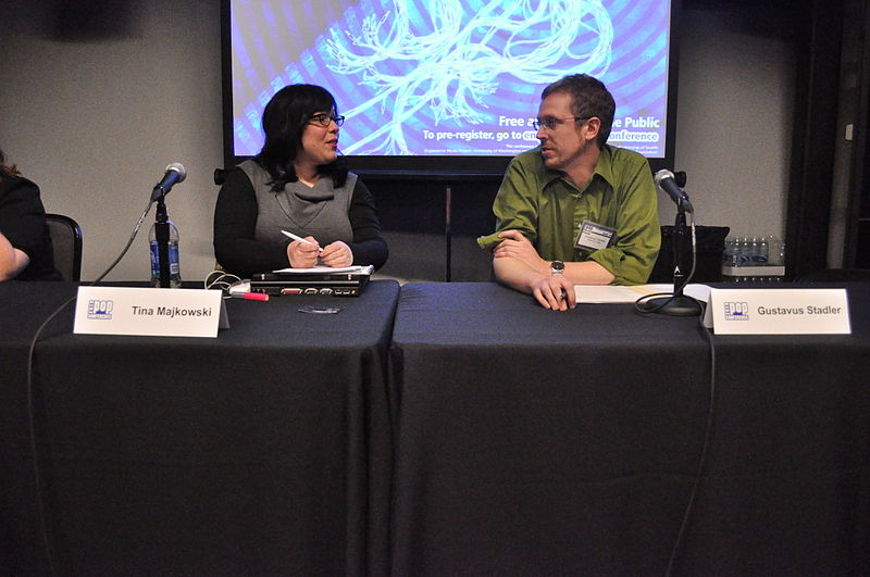 File:Pop Conference 2010 - Bent panel 02.jpg