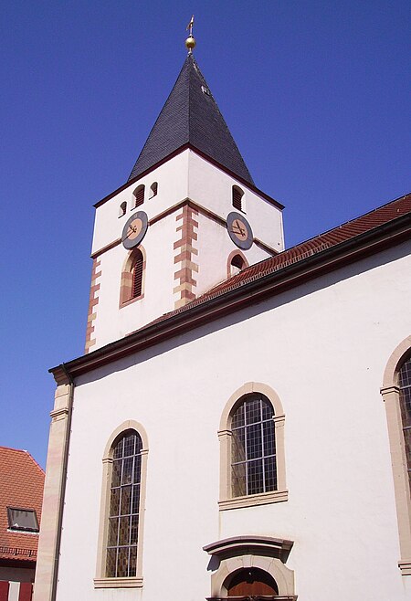 Protestantischer Kirchturm Mutterstadt