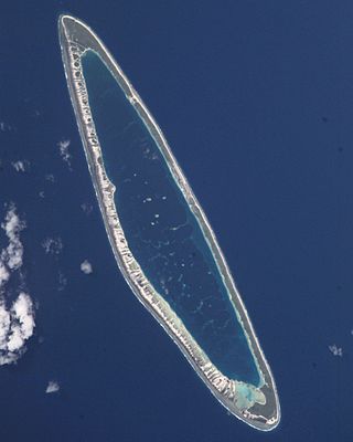 <span class="mw-page-title-main">Pukarua Airport</span> Airport in Tuamotu, French Polynesia