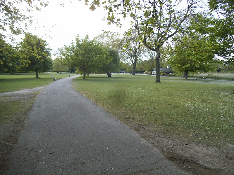 File:Regents Park - geograph.org.uk - 5365832.jpg