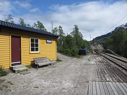 How to get to Reinunga with public transit - About the place