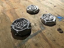 Rose-shaped cast of Rose's metal RosesMetalRose.jpg