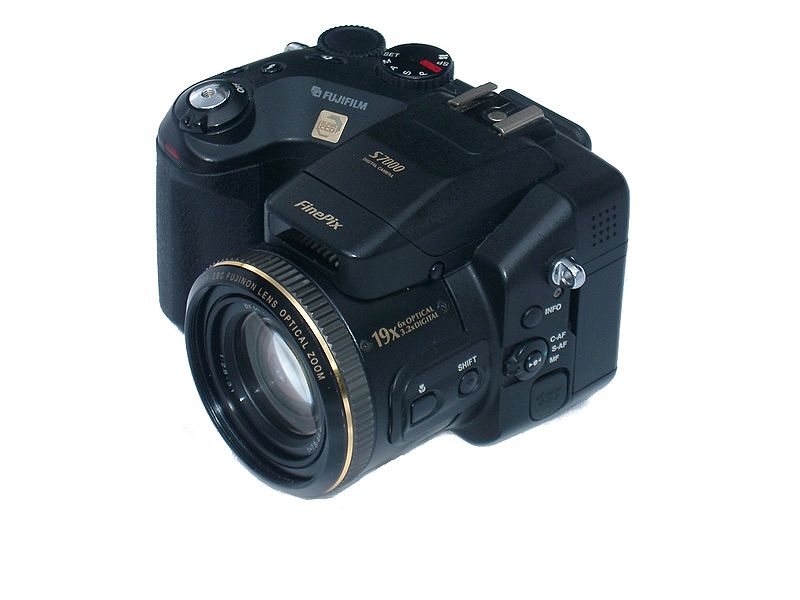 Fujifilm FinePix S7000 - Wikipedia