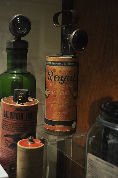 File:SPARK Museum of Electrical Invention - interior 53 - batteries, first half of 20th century.jpg