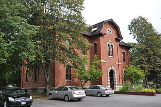 <span class="mw-page-title-main">Old Saco High School</span> United States historic place