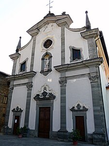 San Romano in Garfagnana-église san romano-facade2.jpg