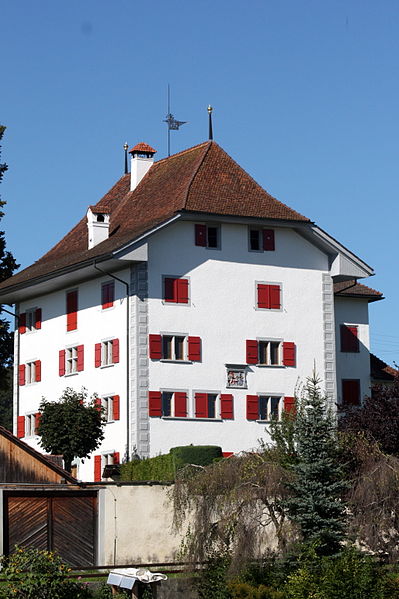 File:Schloss, Buttisholz IMG 4989.jpg