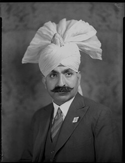 Sir-Liaqat-Hayat-Khan.jpg