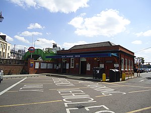South Woodford underground station - geograph.org.uk - 2421186.jpg