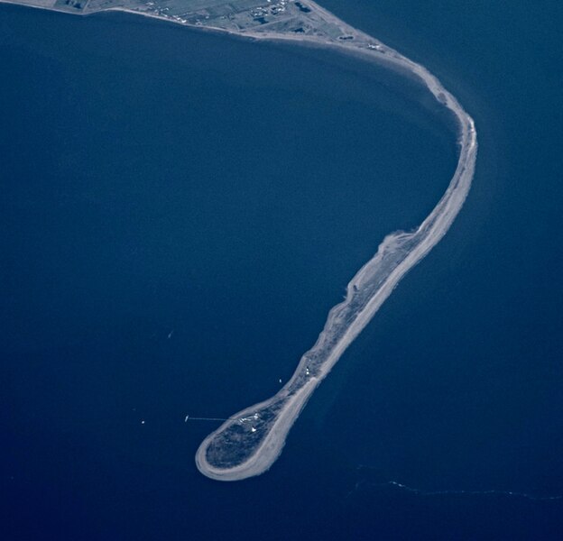 File:Spurn Point from the air - geograph.org.uk - 3845870.jpg