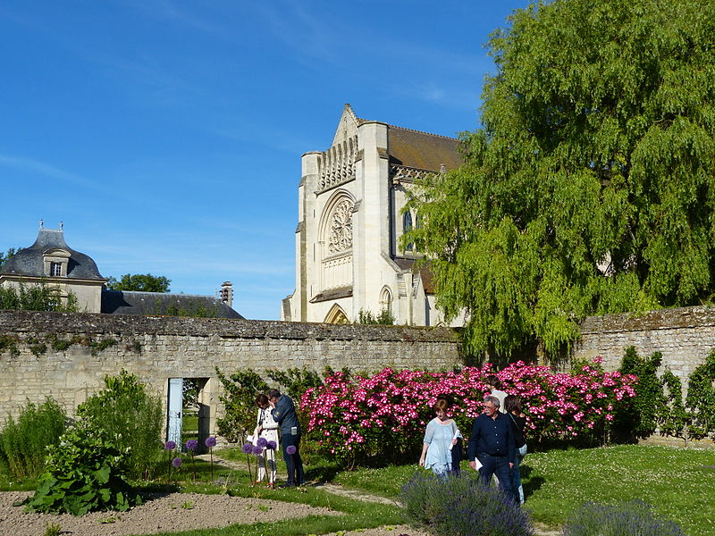 File:StGermainLaBlancheHerbe Abbaye Ardenne Jardins 2013-06-29 (4).JPG