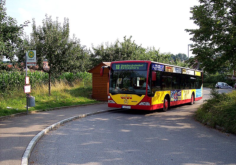 File:Stadtverkehr Tuebingen at Hagelloch.jpg