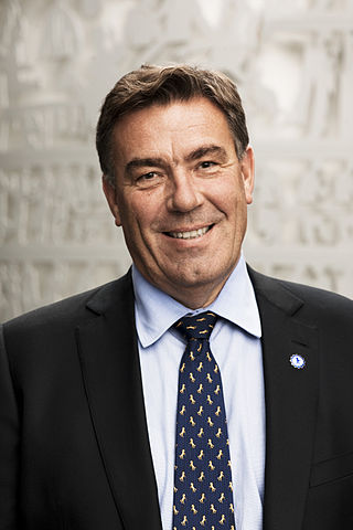 <span class="mw-page-title-main">Stein Erik Hagen</span> Norwegian businessman (born 1956)