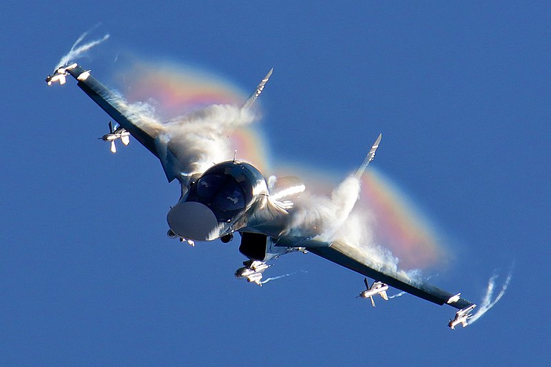 File:Sukhoi Su-34 flight display at 2015 MAKS.jpg