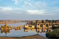 Historisches Hydraulik-System von Shushtar – Brücken, Dämme, Kanäle, Gebäude und Wassermühlen