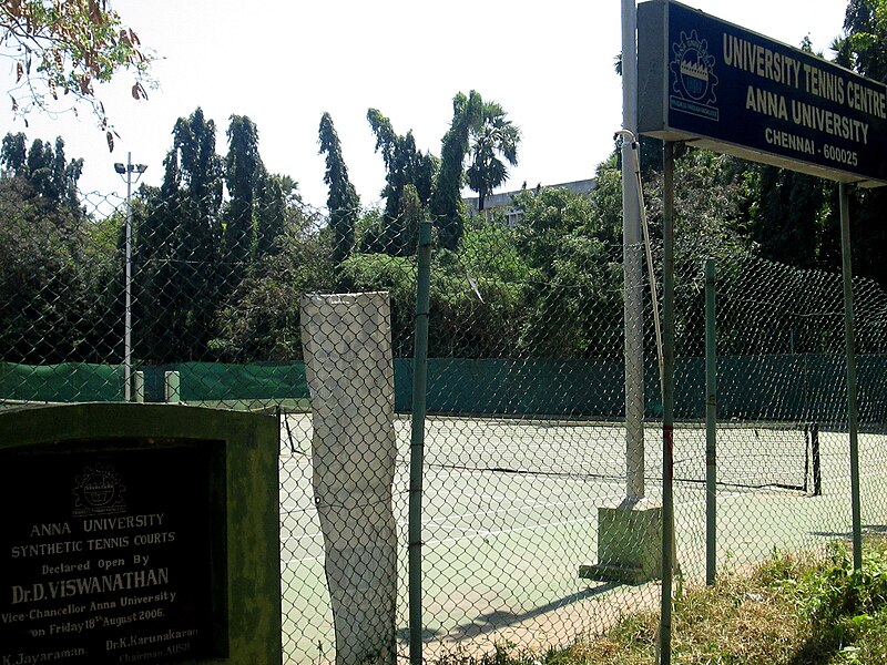 File:Tennis court in Anna University 1.JPG