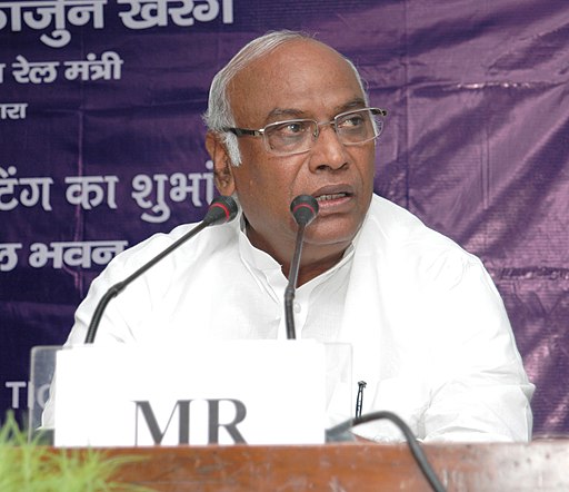 The Union Minister for Railway, Shri Mallikarjun Kharge addressing at the launch of the SMS (non-internet) based ticketing system (to be introduced by IRCTC), in New Delhi on June 28, 2013