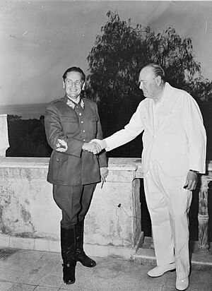 Josip Broz Tito: Leben, Privatleben, Personenkult