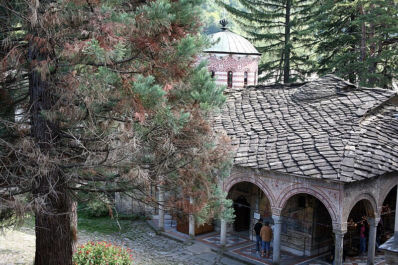 File:Troyan Monastery E7.jpg