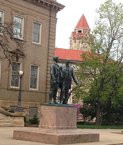 File:UK James Woods Green Memorial, Lippincott Hall and Natural History Museum Lawrence Nima 04.jpg