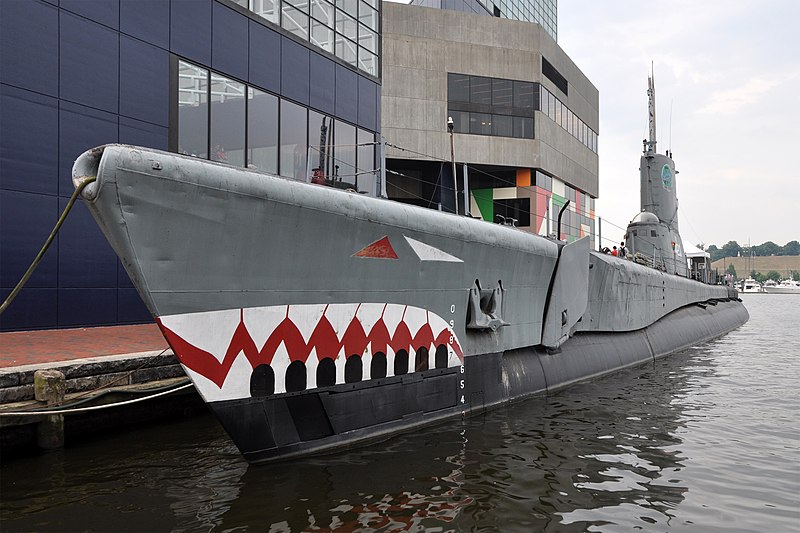 File:USS Torsk (SS-423) in Baltimore.jpg