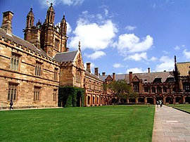 University of Sydney Utama Quadrangle.jpg