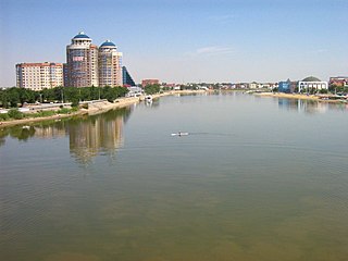 Ural River Atyrau.JPG