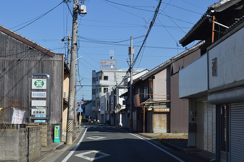 File:Ushikubo Shopping Street ac (6).jpg