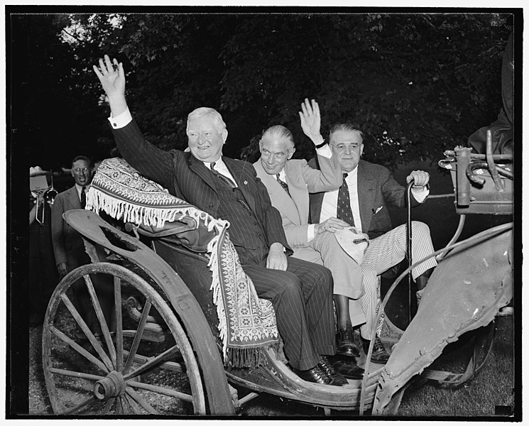 File:Vice Pres. Garner and Gene Buck LCCN2016873830.jpg