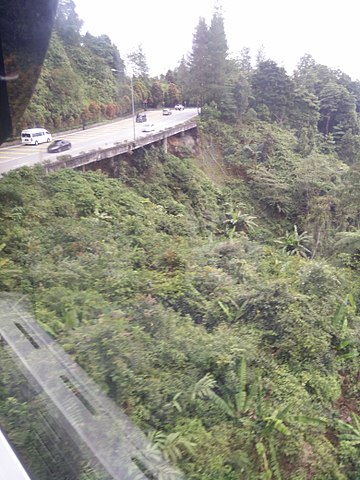 File:View from the Cable Car at Genting Highlands ...