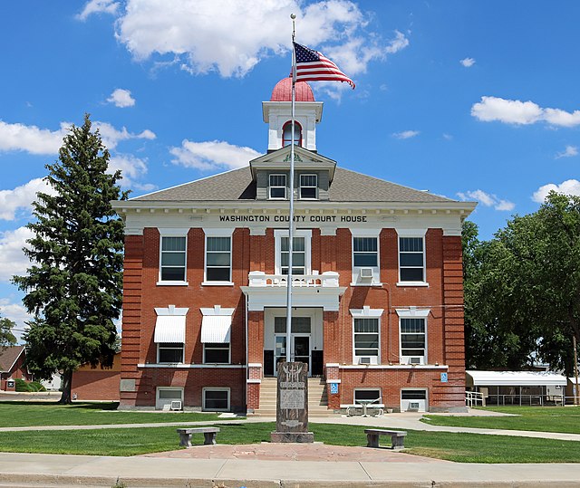 The old Washington County Court House in Akron