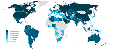 Natural gas extraction by countries in cubic meters per year around 2013 World - Natural Gas Production of Countries.png