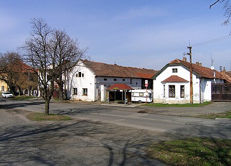 Zlončice, old farm