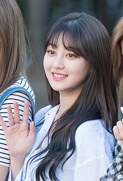 Park Ji-hyo toukokuussa 2017
