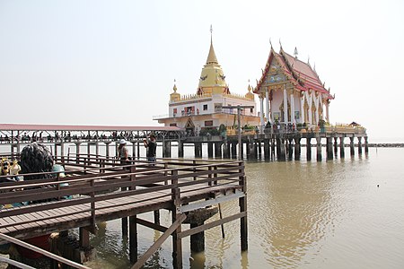 ไฟล์:วัดหงษ์ทอง_-_panoramio_(2).jpg