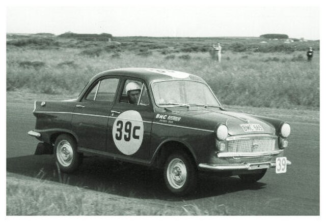 The Austin Lancer of Brian Foley and Alan Edney during the 1960 race.