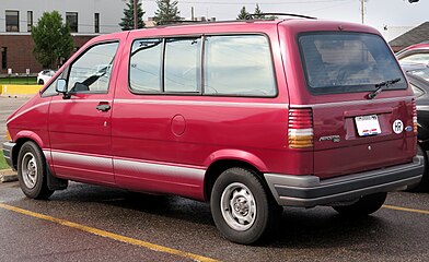 Ford Aerostar - tył