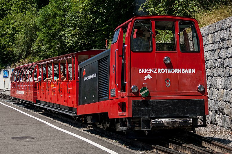 File:2006-Brienz-Brienzer-Rothornbahn-Diesel.jpg