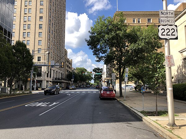 US 222 Bus. northbound at US 422 Bus. in Reading