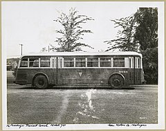 36 Passenger Transit Coach. Model 731 - side view. (3593432068).jpg