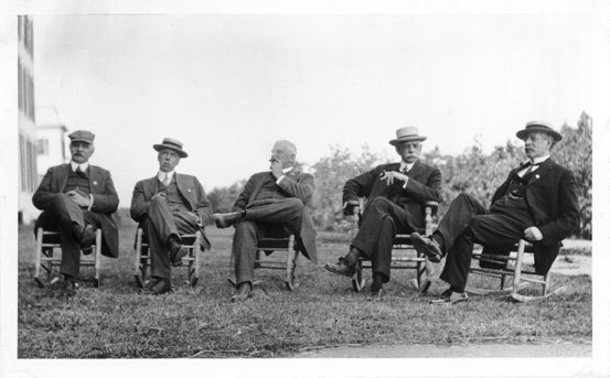 File:A Group of Librarians in Kaaterskill - Catskill Mountains, New York.tif