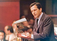 The first president of the Spanish democracy, Adolfo Suarez in the tribune of the Congress of Deputies in 1979. Adolfo Suarez, durante su discurso de investidura en el Congreso de los Diputados.jpg