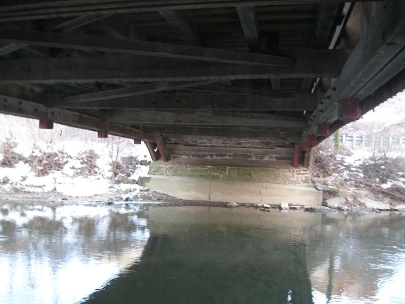 File:Aline Covered Bridge 12.JPG