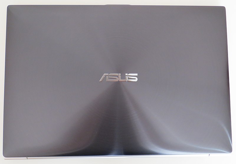 File:Asus UX31A lid 2.JPG